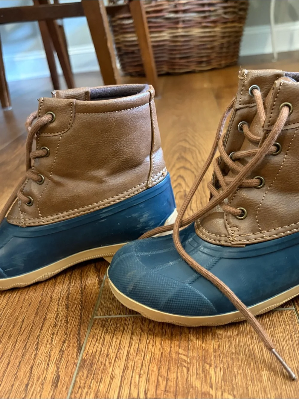 Sperry Kids Two-Tone Duck Boots in Blue and Brown